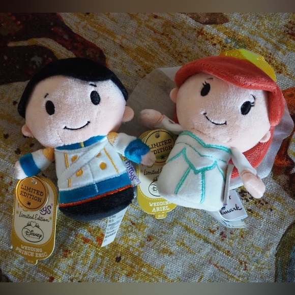 “Wedding Ariel” hallmark itty Bitty’s doll 5” with tags - Picture 4 of 4